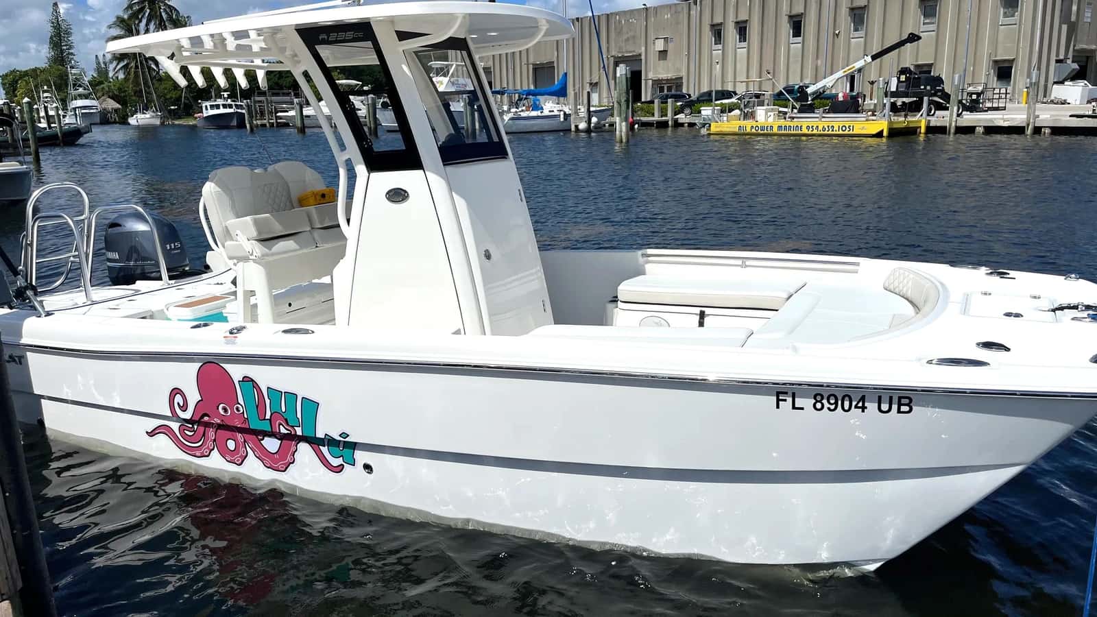 Lulu Boat Charter