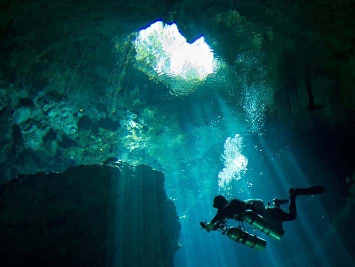Phantom Divers — photo 1