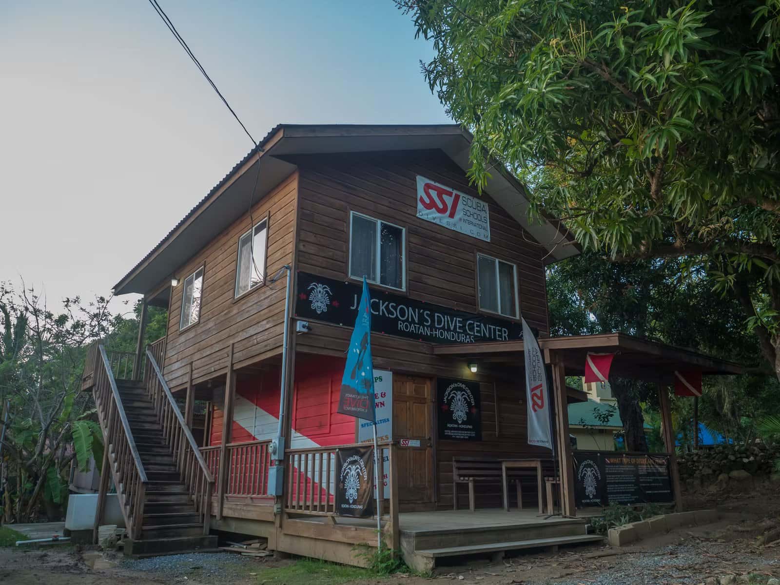 Jackson's Dive Center