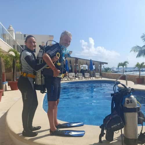 OmDelfin Dive Shop