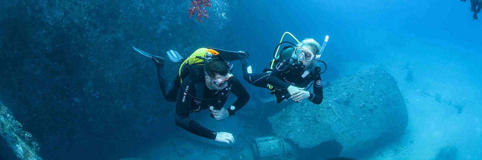 IDC Estartit - Curso Instructor Buceo PADI