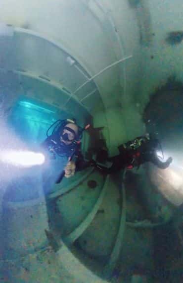 SEA Divers Scuba