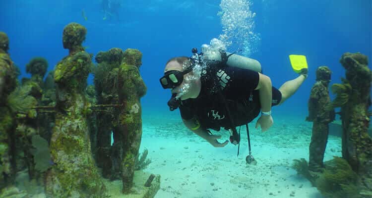 Solo Buceo